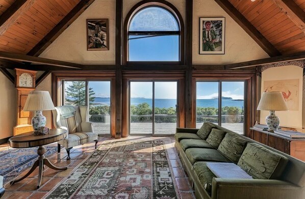 Smart TV - Dramatic Ocean views from every room of this cozy post&beam Oceanfront property. (Jonesport)