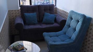 TV LED 32 polegadas com canais a cabo