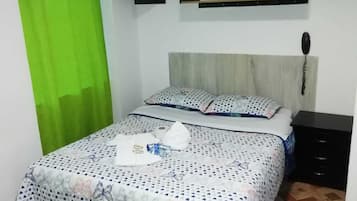 Standard Single Room | Free WiFi, bed sheets