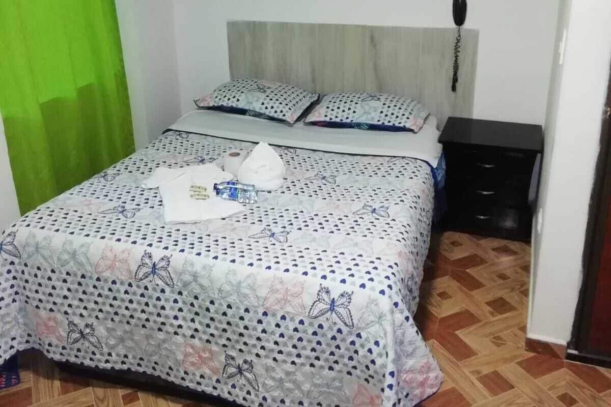 Wifi gratis y ropa de cama