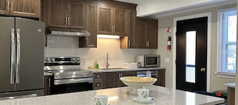 Vacation Paradise,minutes away from Niagara Falls,Welland Canals,Port Dalhousie