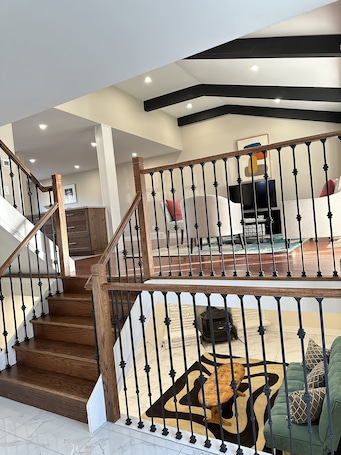 Interior. Vacation Paradise,minutes away from Niagara Falls,Welland Canals,Port Dalhousie