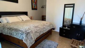 2 bedrooms, WiFi, bed sheets