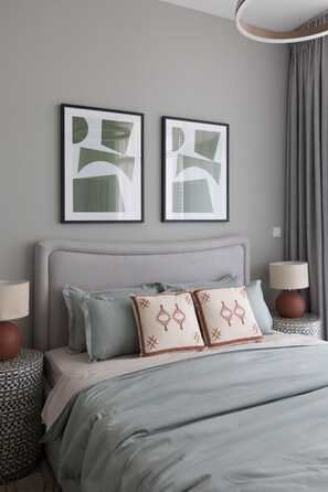 1 habitación, tabla de planchar con plancha, wifi y ropa de cama 