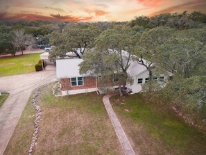 Exterior - Gruene Game Haus! *Arcade* Racing Sim/Nerf Room (New Braunfels)