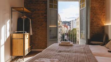 3 chambres, fer et planche à repasser, accès Internet, draps fournis