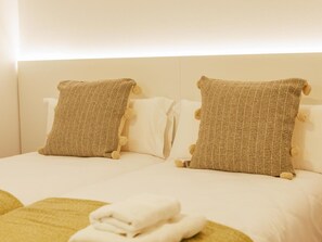 1 soveværelse, strygejern/strygebræt, internetforbindelse, sengetøj