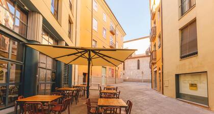 Mercadal 2 - Holiday Apartment Rental in Girona | Bravissimo