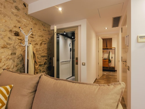 Bravissimo Mercadal 2, one bedroom plus sofa bed
