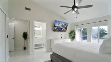 4 bedrooms, iron/ironing board, WiFi, bed sheets
