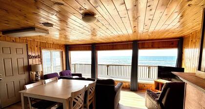 Purple Moon #1 - Beautiful Beachfront home with private access to the beach