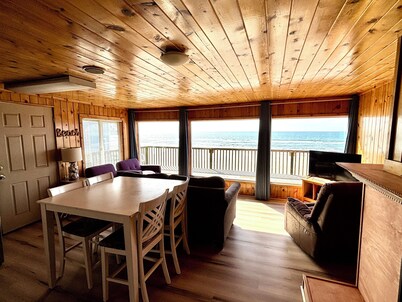 Purple Moon #1 - Beautiful Beachfront home with private access to the beach