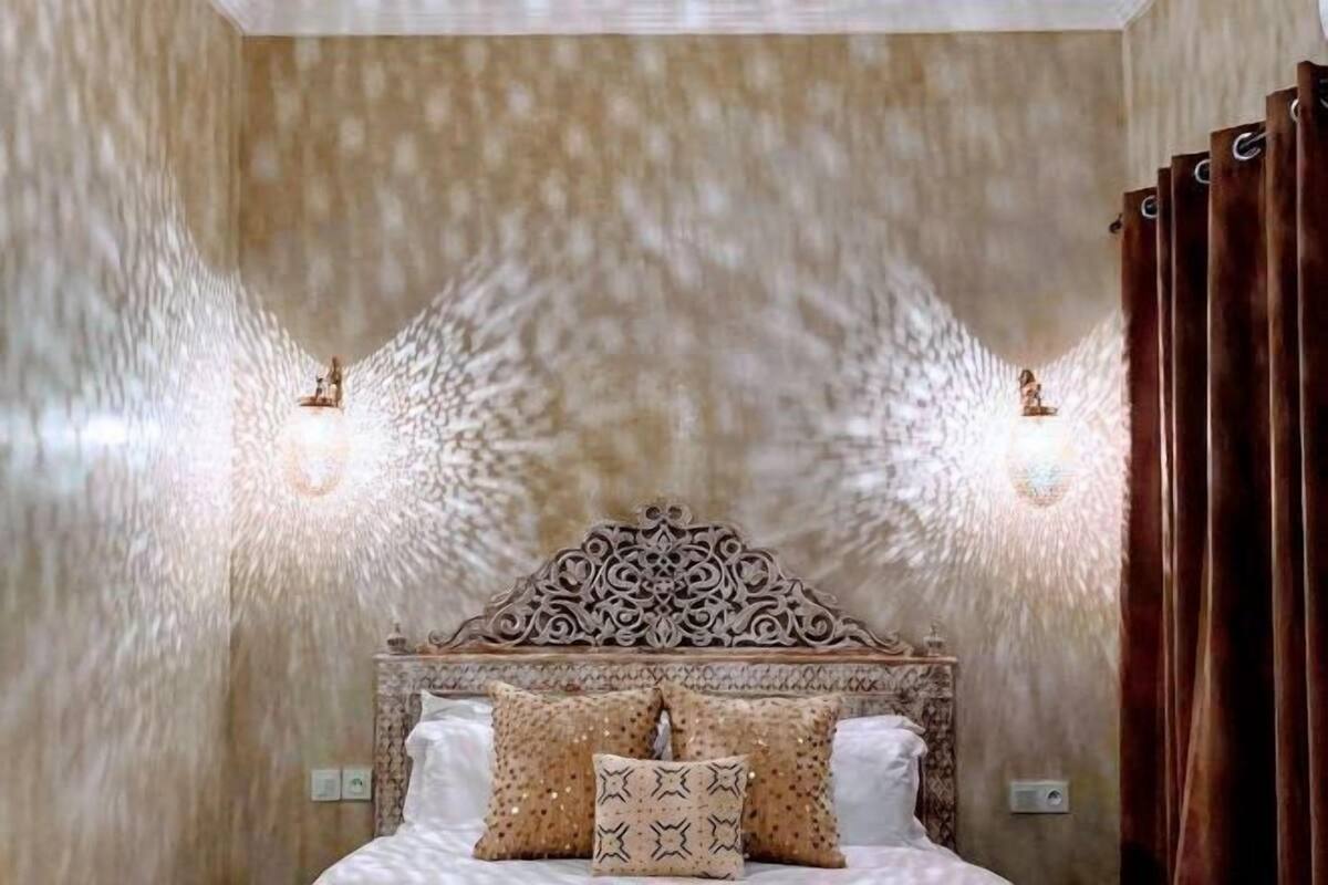 3 bedrooms, individually furnished, free WiFi, bed sheets