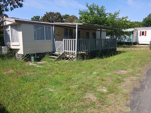 Exterior - Mobile Home 'Mobilhome Mh287 La Tremblade' with Shared Pool (La Temblade)