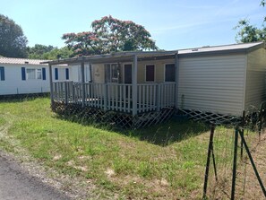 Exterior - Mobile Home 'Mobilhome Mh287 La Tremblade' with Shared Pool (La Temblade)