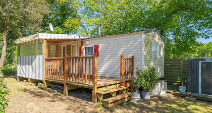 Mobile Home 'Mh 227 Les 3 Coups Aux Mathes' avec terrasse privée, jardin privé et climatisation