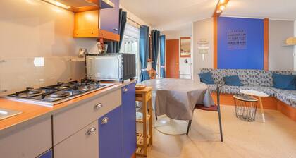 Mobile Home 'Mh 100 La Tremblade' avec piscine partagée, terrasse et jardin privé