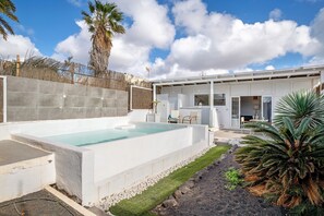 Pool - Holiday Studio 'Suite Amanecer' with Private Pool, Private Terrace and Wi-Fi (Macher)