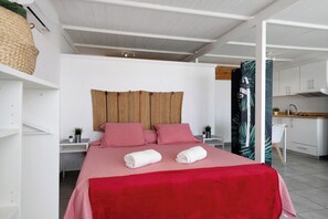 1 camera, ferro/asse da stiro, Wi-Fi gratuito, lenzuola