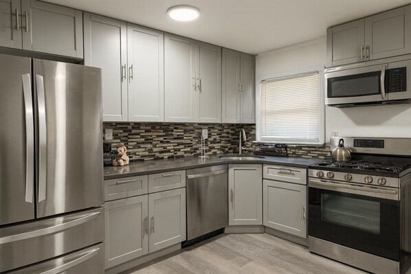 Microwave, oven, stovetop, dishwasher