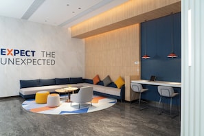 Exterior - Holiday Inn Express Guangzhou Panyu Dashi by IHG (Guangzhou)