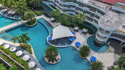 Holiday Inn Resort Phuket Karon Beach by IHG