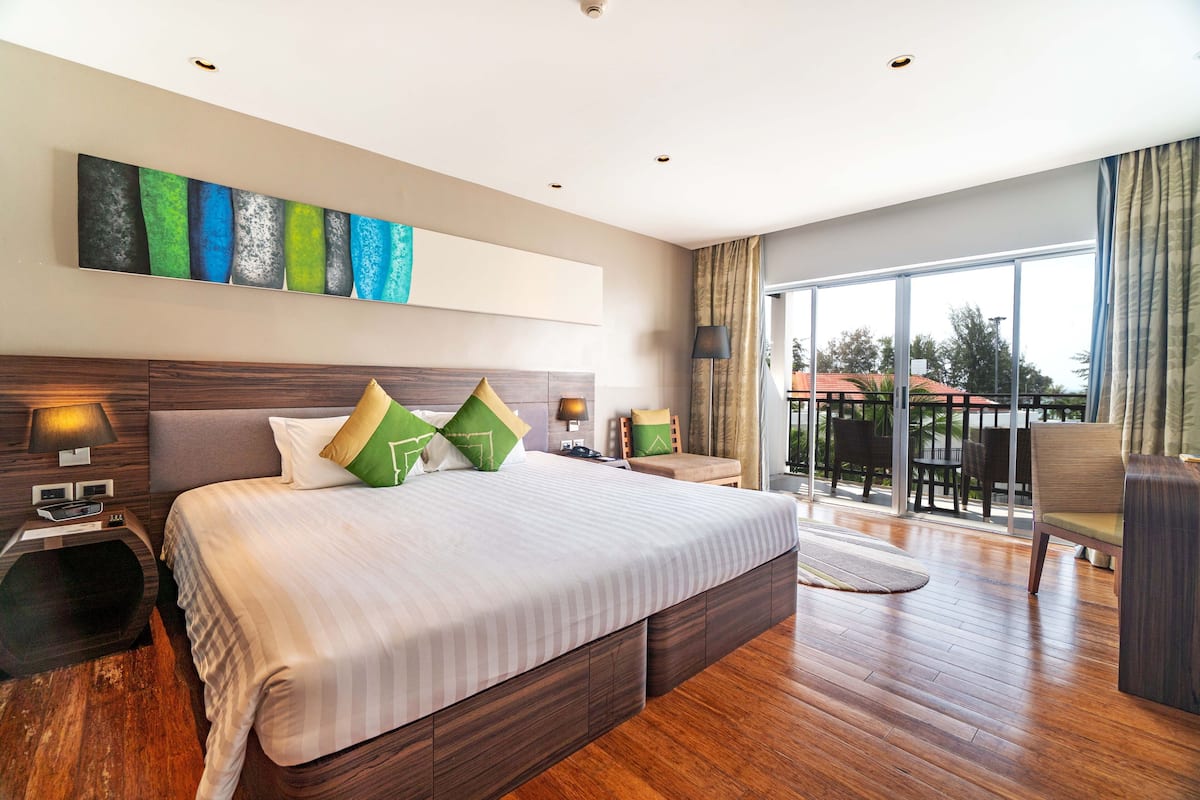 Premium Room, 1 King Bed | View from room