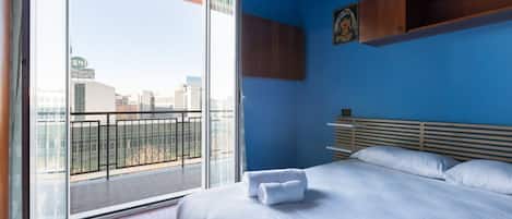 1 bedroom, iron/ironing board, Internet