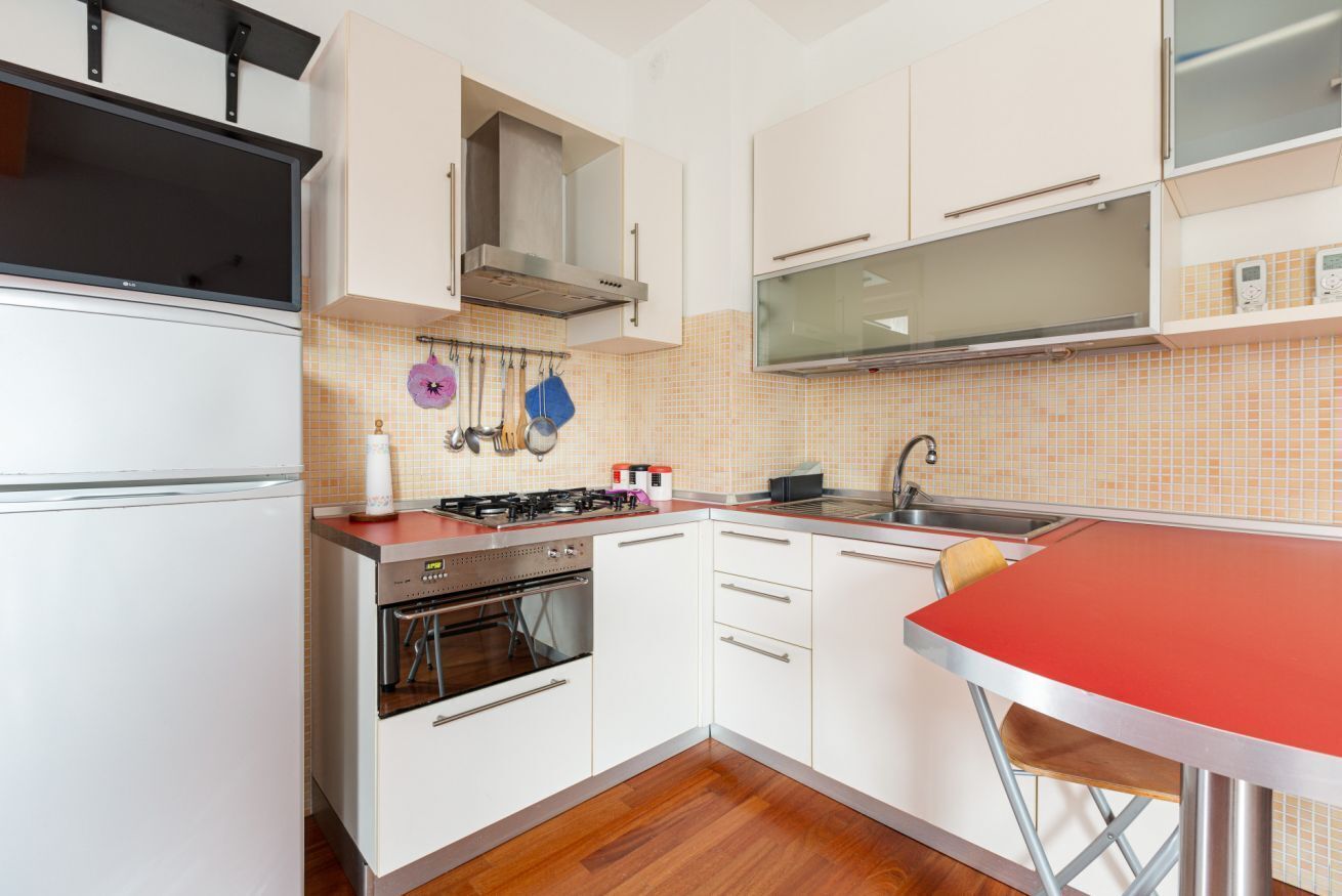 Un four, surface de cuisson