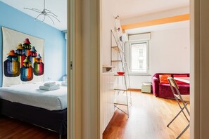 1 habitación, tabla de planchar con plancha, wifi y ropa de cama 