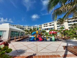 Pool - Cancun Ocean View Villa (Cancun)