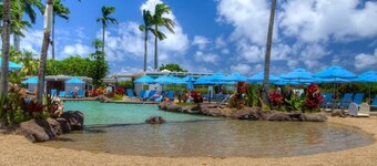 3rd Floor Condo Kiahuna  A/C. Walk to Beach Shop and Restaurants. Ocean 
View!
 