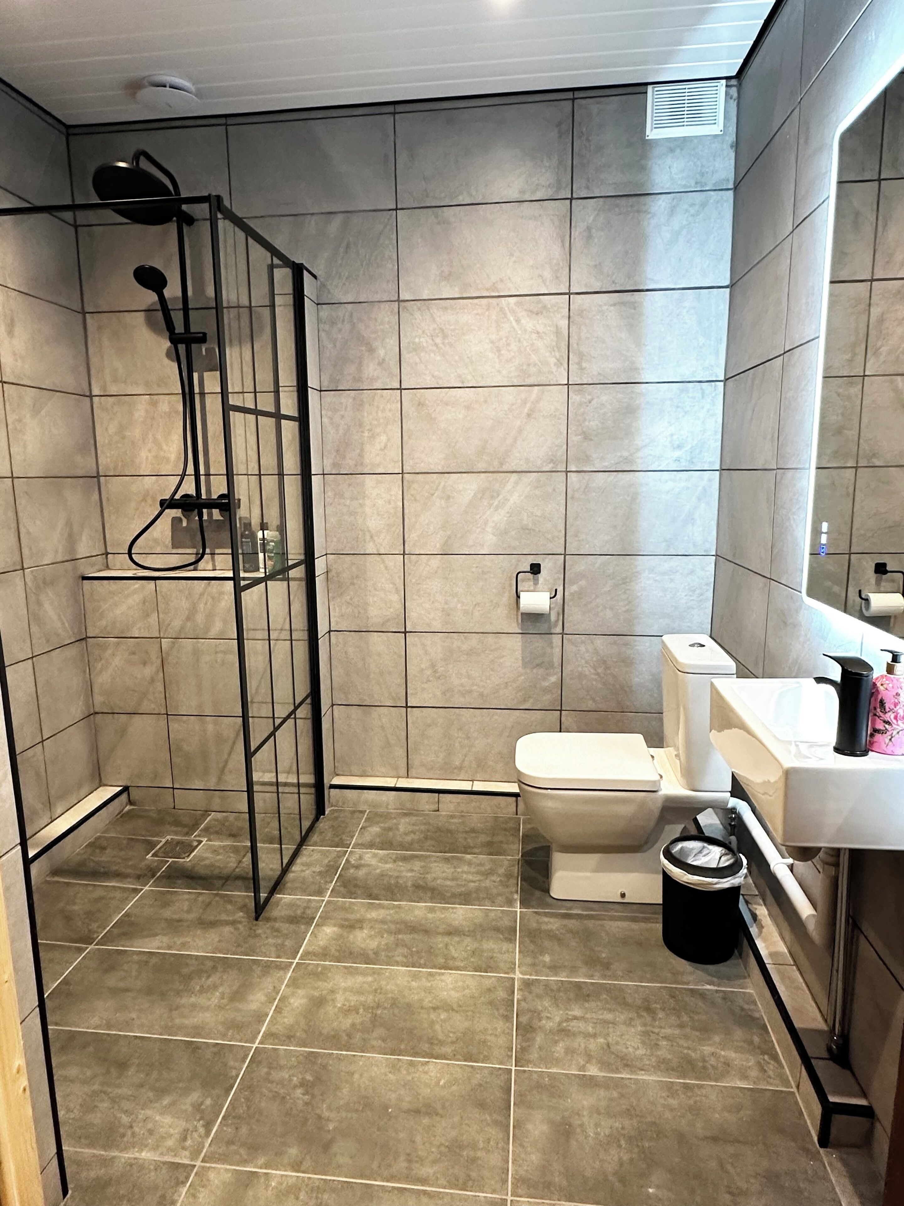 Photo - Malahide Guest Rooms