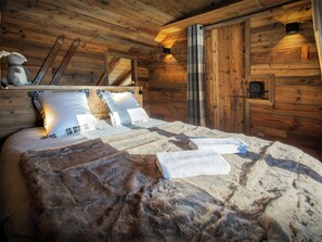 2 slaapkamers, een strijkplank/strijkijzer, wifi, beddengoed