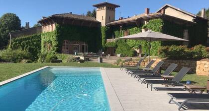 La croix des Rameaux, magnifique 350mÂČ Monts d'Or