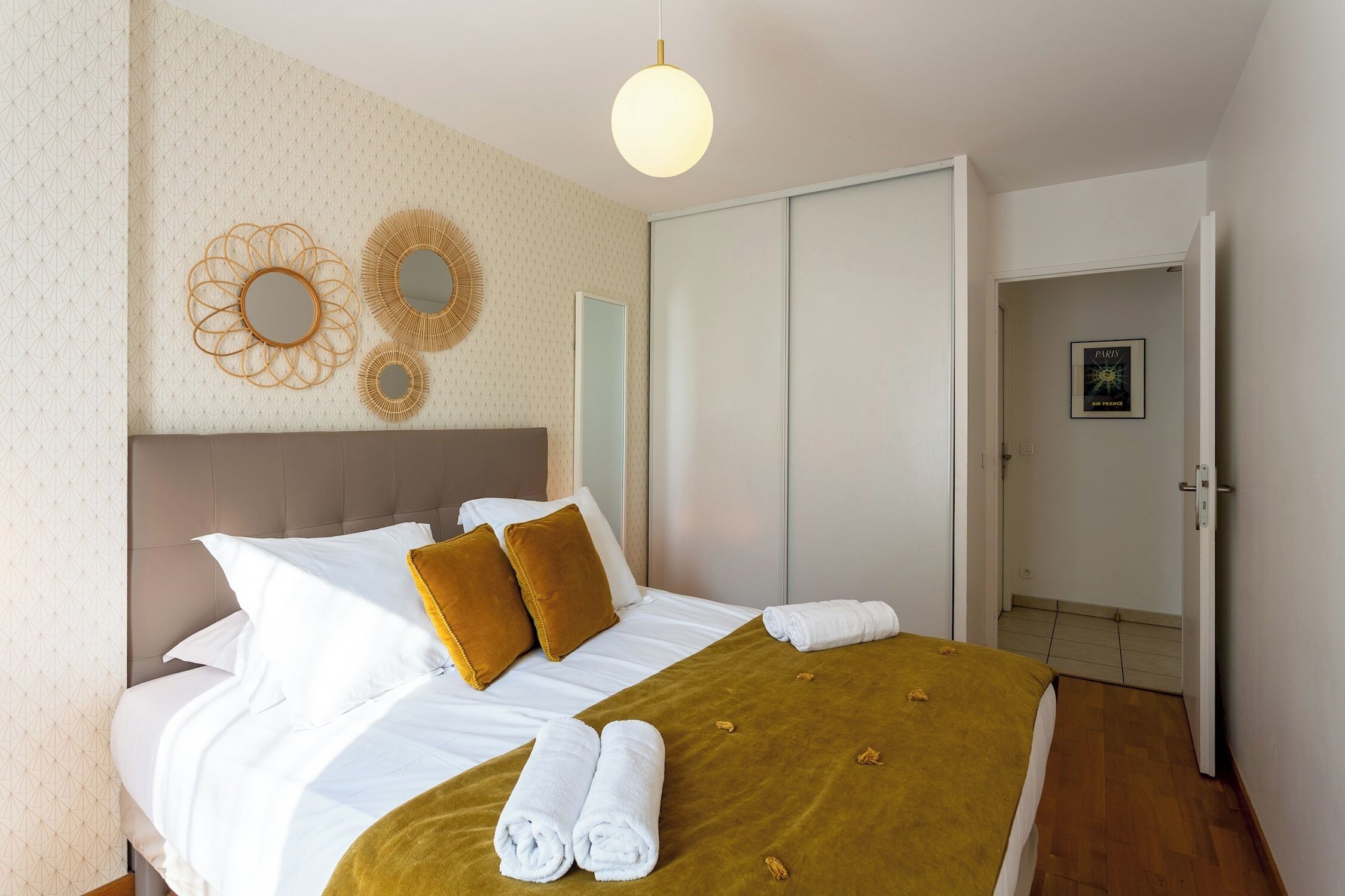 2 habitaciones, tabla de planchar con plancha y wifi gratis 