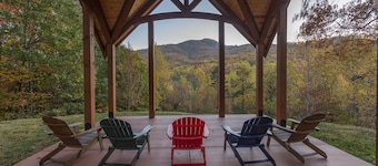 Historic Engadine House Captains Suite 1