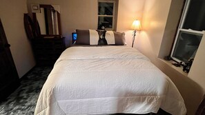 3 Schlafzimmer, Schreibtisch, Bügeleisen/Bügelbrett, kostenloses WLAN