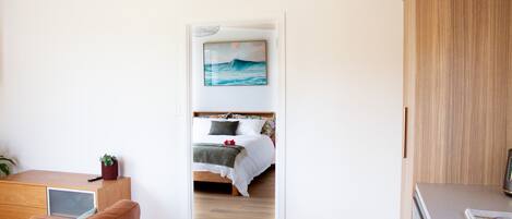 1 bedroom, desk, iron/ironing board, free WiFi