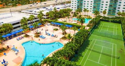 Amazing Condo 3 min to the Beach
