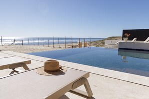 室外泳池、暖水池