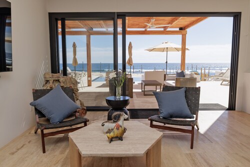 Exquisite oceanfront luxury casa, Pezula Beach