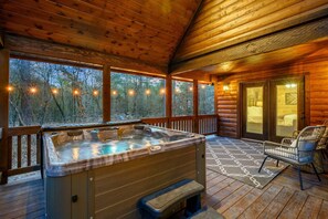 Bain à remous intérieur