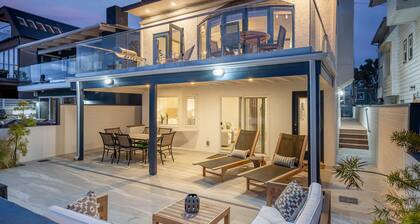 On the Sand! | Single-Family Oceanfront Home | AC + Sunset Views