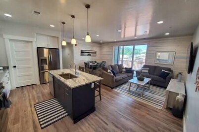 Fish Lake Suite - Castle Rock Condos
