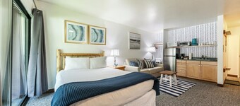 Modern Studio w/Balcony #211 at Donner Lake Village