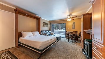 Iron/ironing board, free WiFi, bed sheets