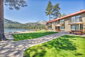 Unclassified image, 3 of 12, button - Cozy 360 sqft studio in Donner Lake Village, perfect for a tranquil getaway. (Truckee)