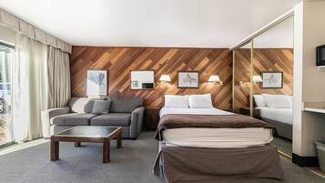 1 chambre, fer et planche Ă repasser, Wi-Fi, draps fournis