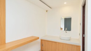 Deluxe Double Room - The Pukako Hotels (Blahbatuh)